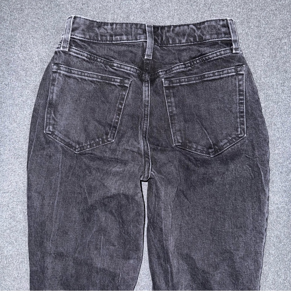Abercrombie & Fitch Curve Love High Rise Mom Jeans Black Distressed 25 / 0 Fray - Picture 5 of 10